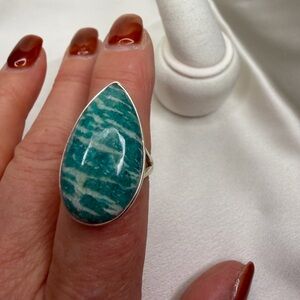 Beautiful Sterling Silver  Amozonite Ring Size 8